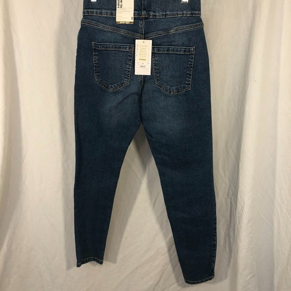 Laura PETITES size 0 floral embroidered jeans NWT - Picture 4 of 7